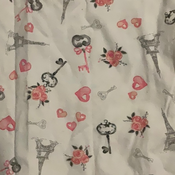 Aria Collection Nightgown ~ SIZE SMALL - Picture 3 of 3